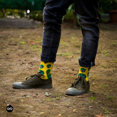 Alien Crew Length Socks | Dynamocks | India – Dynamocks | Buy Premium ...
