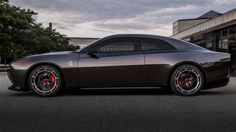 2024 Dodge Challenger and Charger may offer turbo six-cylinder beside ...