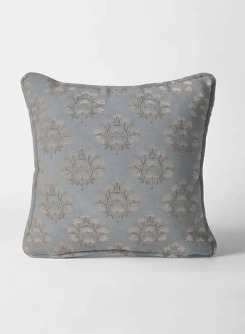 The Art of Layering Cushion Covers – Home Crayons