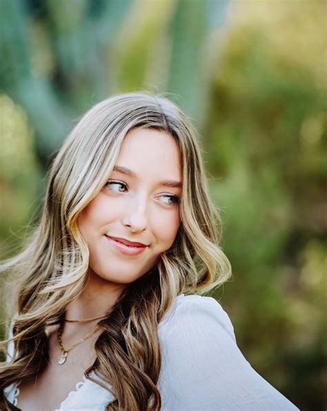 Local Portrait Photography 的图像结果