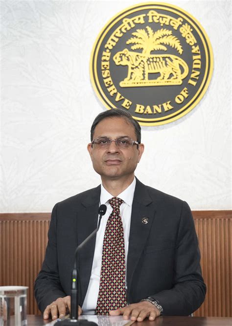 Economy presents picture of strength: RBI Guv at MPC