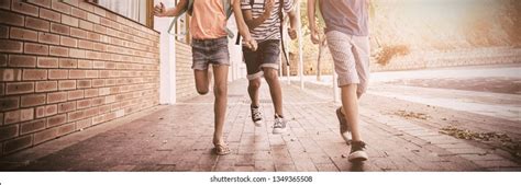School Kids Running 的图像结果
