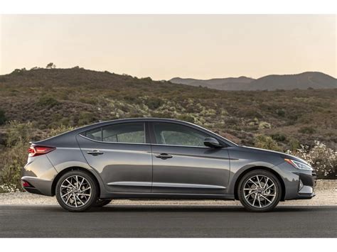 2019 Hyundai Elantra: 61 Exterior Photos | U.S. News