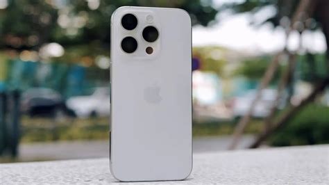 iPhone 15 Pro Max Gets Its Biggest Price Drop Ever Online, Now ...