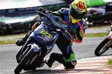 poto motor road race foto motor road race beat wallpaperall poto motor road race foto motor road race beat wallpaperall