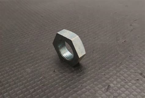 Triumph nut for rear anchor plate rigid wheel 1953 3/4 x 20tpi UNEF ...