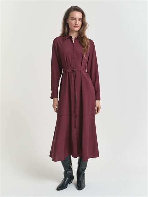 Shop Gant Women Red Solid Collar Dress - GANT India