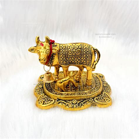 Decorative Cow Wedding Return Gift – Resin Store Surat