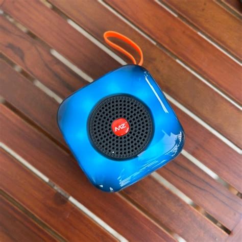 Portable Bluetooth Speaker Dynamic Thunder Sound 1200MAH Battery RGB 5 ...