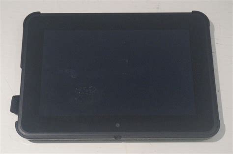 KINDLE FIRE HD 7" 16GB serial number D025 A0A0 2433 1E2J with case.