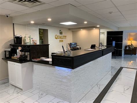 QUALITY INN & CONFERENCE CENTRE DOWNTOWN (Sudbury, Ontario) - Hotel ...