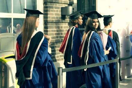 【建议收藏】英国QS前100的大学发布2023中国大学认可名单！_要求_院校_专业