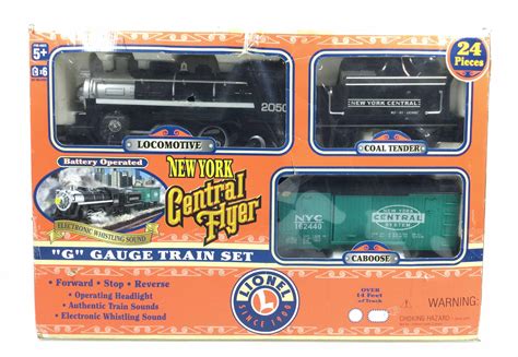 Lot - Vintage Lionel G Gauge Train Set