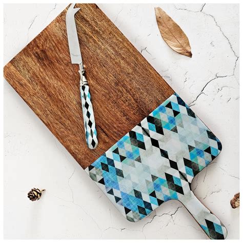 Buy Cheese Board & Knife Set - Maze Runner Online at Rs. 3,300.00 ...