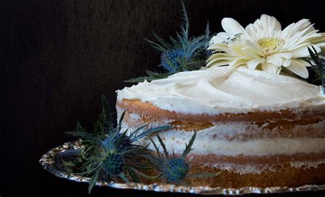 How To Use Fresh Flowers on Cakes - Homebakers.co.in