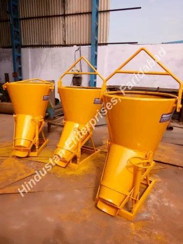 Concrete Buckets for Tower Crane - Material Controlled Tower Crane Cow ...