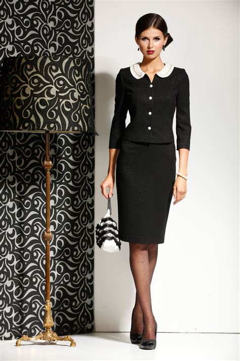 The 25+ best Women's skirt suits ideas on Pinterest | Skirt Suits ...