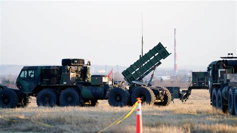 Ukrainian Troops Will Travel to US to Learn to Operate Patriot Missile ...