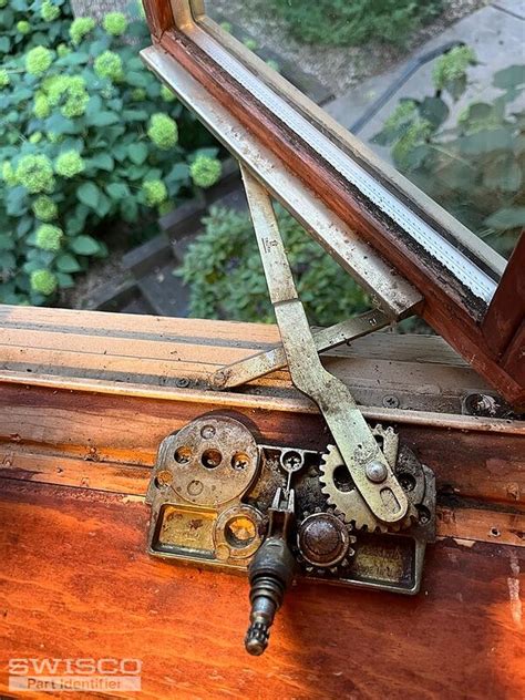 Window crank replacement : SWISCO.com
