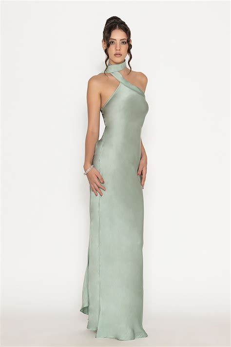 Sacre Gown | Elegant Evening Gown for Women – Contemponari