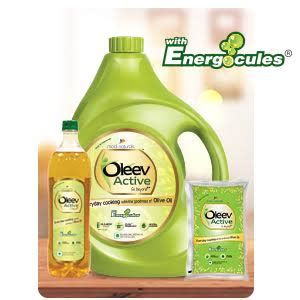 Oleev Active, with Goodness of Olive Oil, 4 x 1L Pouch : Amazon.in ...
