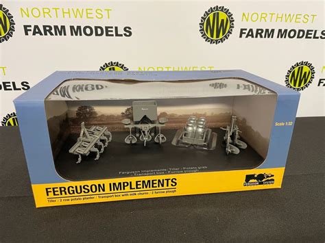 UNIVERSAL HOBBIES 6247 1:32 SCALE FERGUSON IMPLEMENT SET (CULTIVATOR ...