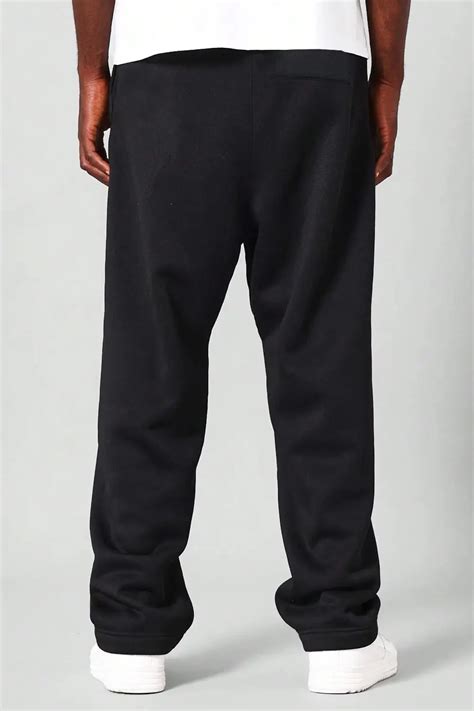 Straight Fit Joggers. Regular & Workout Joggers Online – Nobero
