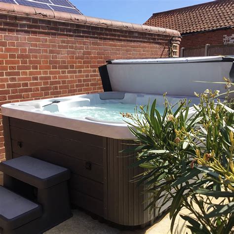 BENGATE BARN COTTAGES (Worstead) - Lodging Reviews & Photos - Tripadvisor