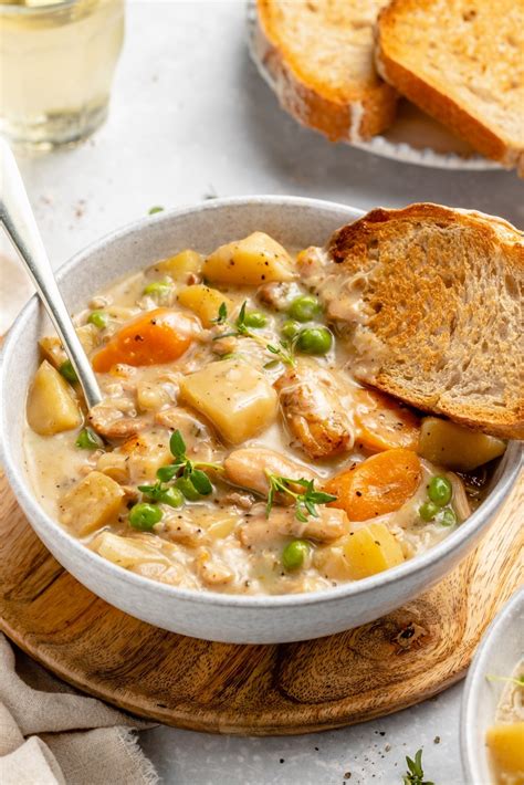 Easy Homemade Chicken Stew Recipe