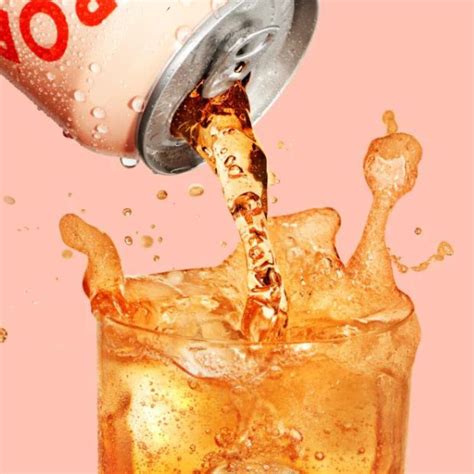 OLIPOP Prebiotic Sparkling Tonic Strawberry Vanilla at Natura Market