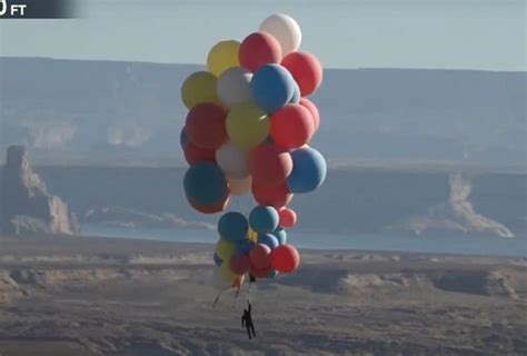 美国疯狂魔术师David Blaine手抓气球飘浮上2万4000英尺高空 - 神秘的地球 科学|自然|地理|探索