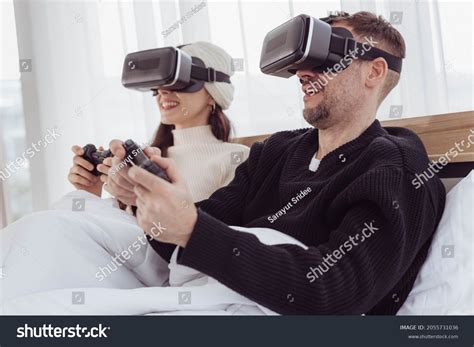 Couple Love Playing Video Games Fun Stock Photo 2055731036 | Shutterstock