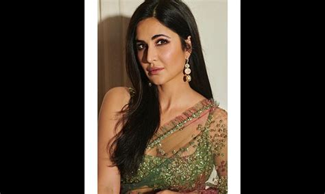 Katrina Kaif dazzles in green Sabyasachi saree at Filmfare awards