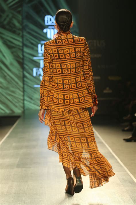 Orange-Brown Basket Weave Print Tube Dress – Nikita Mhaisalkar