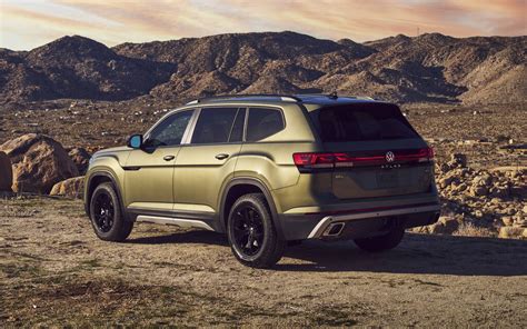 Volkswagen Atlas Peak Edition Debuts as Yet Another Mild Off-Roader ...