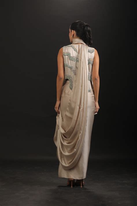 Pearl Cascade – vedangiagarwal
