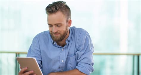 Humorous Article 的图像结果