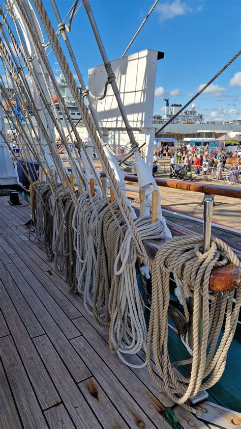STCW Efficient Deck Hand training course in Falmouth