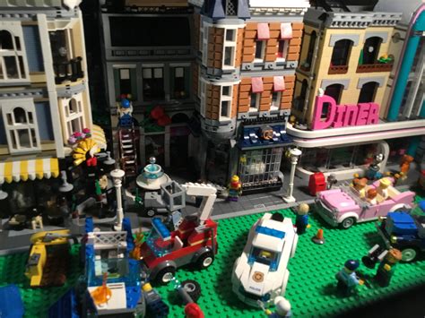 Lego Modular 的图像结果