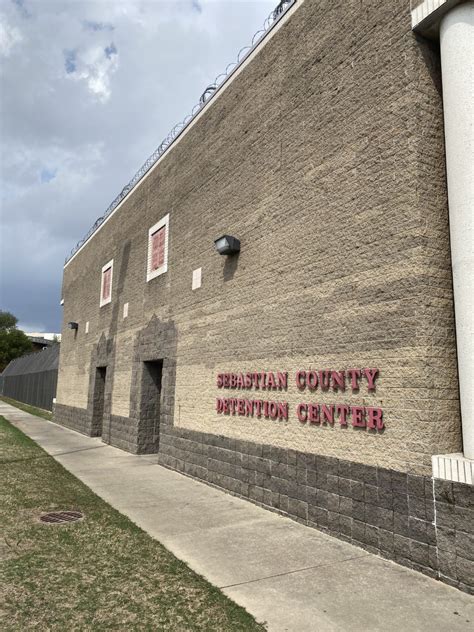 Sebastian County jail inmate death reported