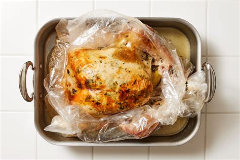 How to Cook Turkey in a Bag for the Juiciest Results