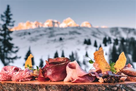 Christmas in Val di Fassa | Magical Markets, Traditions, and Festive ...
