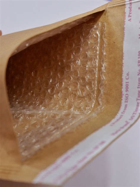 Printed Waterproof Bubble Kraft Mailer – Shalvie
