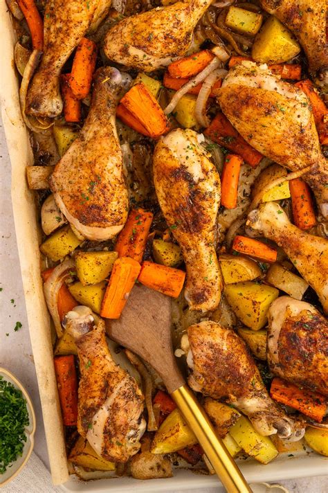 Chicken Drumsticks Dinner - The Clean Eating Couple