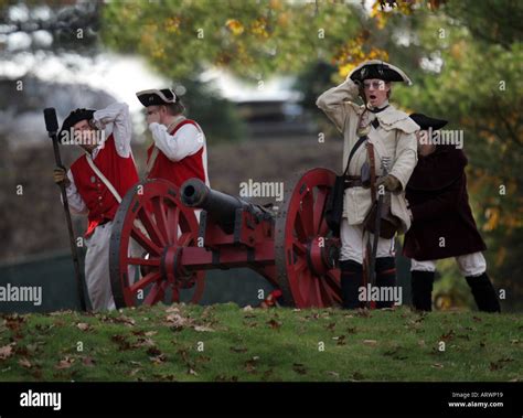 American revolutionary war reenactment Stock Photo - Alamy