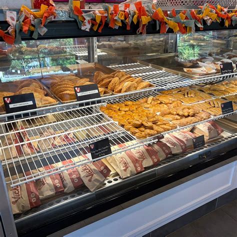 VICKY BAKERY, Key Largo - Restaurant Reviews, Phone Number & Photos ...