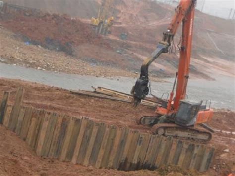 长江流域抗旱进行时：消防持续送水一个月，农场修渠引水保丰收__财经头条