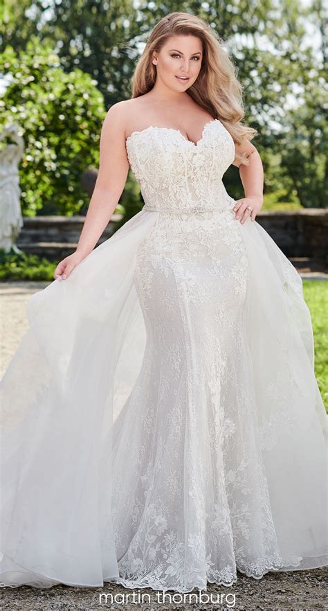 plus size dresses for wedding guest