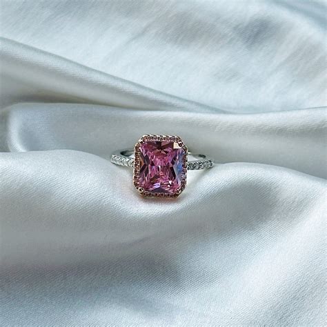 Ariva Collection