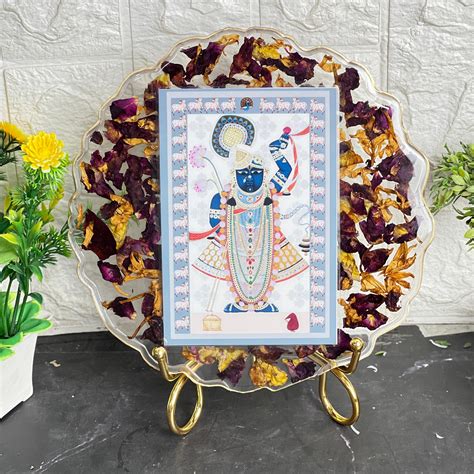 Resin 8 inch curvy round with petals and metal stand God Flower Preser ...